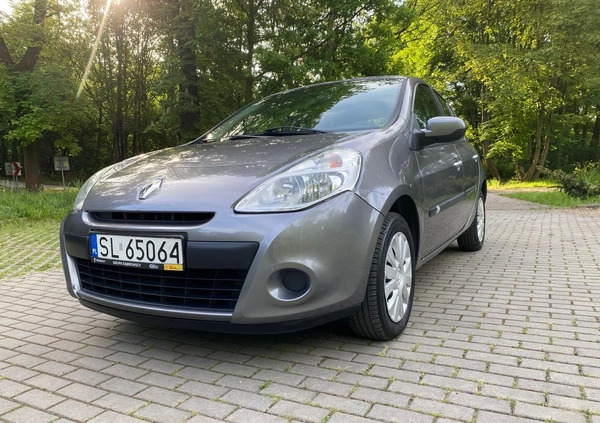Renault Clio cena 18500 przebieg: 116100, rok produkcji 2011 z Ryki małe 79